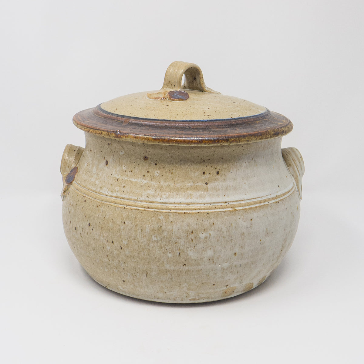 http://www.tokheim-stoneware.com/cdn/shop/products/Tokheim-Stoneware-Casserole-Oatmeal-1_1200x1200.jpg?v=1683578215